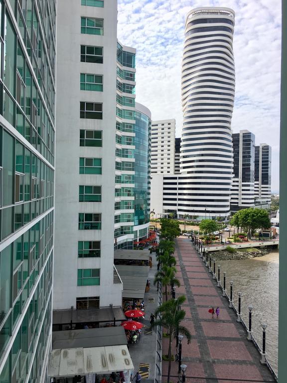 Luxury Suites River Front Гуаякіль Екстер'єр фото