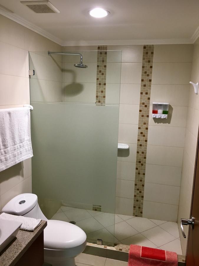 Luxury Suites River Front Гуаякіль Екстер'єр фото
